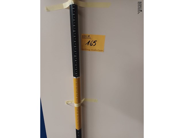Lot 165 - meetstok met draagtas - afbeelding 5 van  5