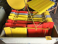 Lot 165 - metalen klapstoelen ikea. 15 stuks - afbeelding 4 van  4