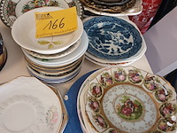 Lot 166 - borden. 35 stuks - afbeelding 1 van  4
