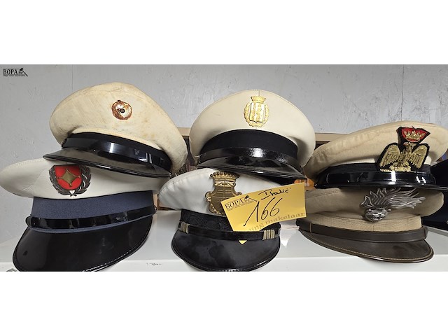 Lot 166 - italië 6 kepies - afbeelding 1 van  6