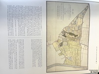 Lot 166 - laken een kasteel in het verlichte europa - afbeelding 3 van  8