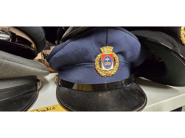 Lot 167 - italië 7 kepies - afbeelding 6 van  8