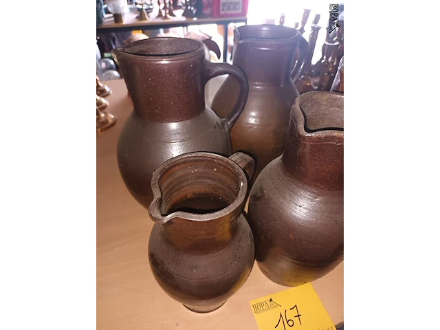 Lot 167 - kruiken in aardewerk. 5 stuks - afbeelding 3 van  3