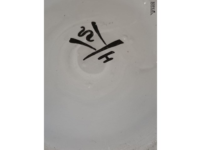 Lot 167 - oosterse vazen. 2 stuks - afbeelding 5 van  7