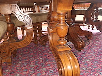 Lot 167 - ovalen tafel met 10 stoelen - afbeelding 3 van  9