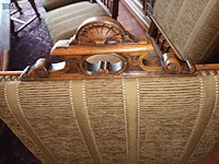 Lot 167 - ovalen tafel met 10 stoelen - afbeelding 7 van  9