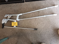 Lot 167 - wandelkrukken en wandelstok - afbeelding 1 van  2