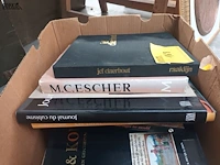 Lot 168 - kunstboeken. 1 doos - afbeelding 3 van  10