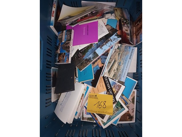 Lot 168 - postkaarten - afbeelding 1 van  3