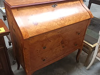 Lot 168 - secretaire in marqueterie - afbeelding 1 van  5