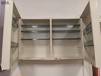 Lot 169 - apotheek kast allibert - afbeelding 4 van  4