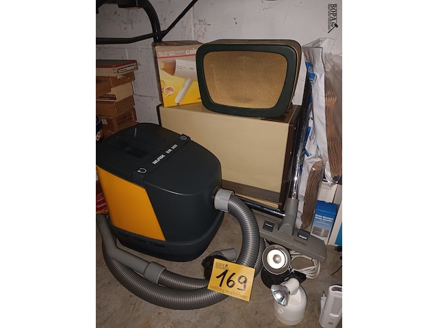 Lot 169 - huishoud elektro. 9 stuks - afbeelding 1 van  3