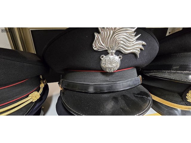 Lot 169 - italië 6 kepies - afbeelding 5 van  7