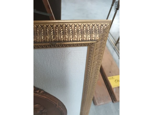 Lot 169 - koperen kader koningshuis - afbeelding 2 van  4