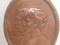 Lot 169 - koperen kader koningshuis - afbeelding 3 van  4
