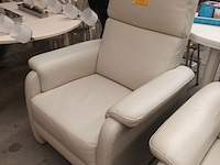 Lot 17 - 1-zit lederen zetel - afbeelding 2 van  4