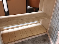 Lot 17 - antiek kastje - afbeelding 3 van  4