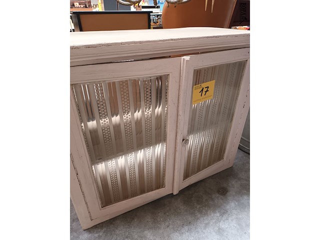 Lot 17 - antiek kastje - afbeelding 4 van  4