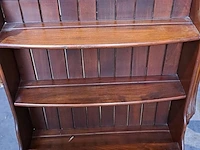 Lot 17 - antieken telefoontafel met lades en antieken houten wandrek - afbeelding 6 van  8