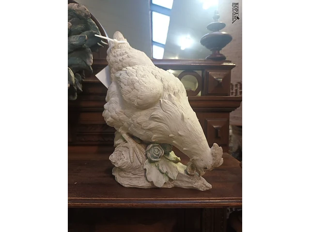 Lot 17 - beeld kip en haan - afbeelding 5 van  5
