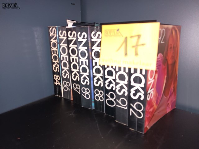 Lot 17 - boeken snoecks. 8 stuks - afbeelding 2 van  2
