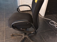 Lot 17 - bureaustoel - afbeelding 2 van  3