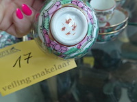 Lot 17 - chinees porselein - afbeelding 3 van  3