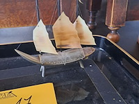 Lot 17 - decoratie allerlei - afbeelding 2 van  4