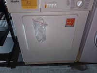 Lot 17 - droogkast miele - afbeelding 1 van  3