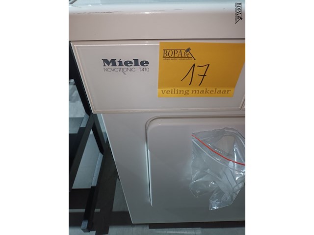 Lot 17 - droogkast miele - afbeelding 2 van  3