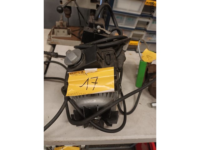 Lot 17 - elektrische motor - afbeelding 3 van  3