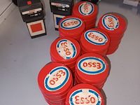 Lot 17 - esso vrachtwagens en accessoires. 14 stuks - afbeelding 2 van  11