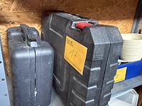 Lot 17 - handschuurmachine en boormachine xceed