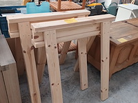 Lot 17 - houten schragen. 2 stuks
