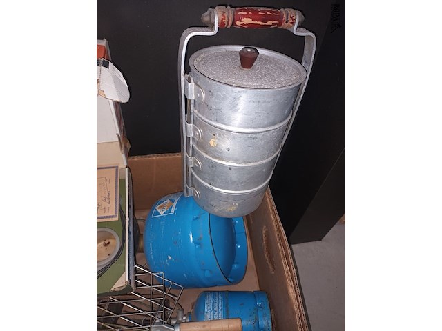 Lot 17 - kampeermateriaal - afbeelding 2 van  4