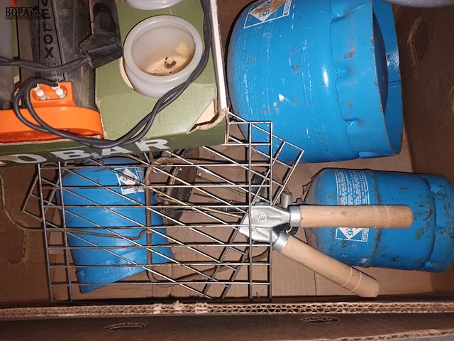 Lot 17 - kampeermateriaal - afbeelding 4 van  4