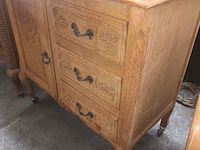 Lot 17 - kastje louis xv - afbeelding 2 van  4