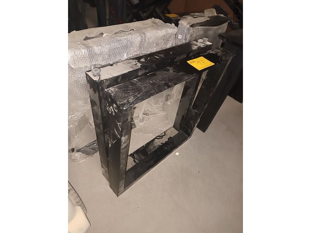 Lot 17 - metalen tafelpoten rechthoek. 2 stuks - afbeelding 3 van  3