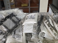 Lot 17 - niko diverse afdekplaatjes - afbeelding 2 van  4