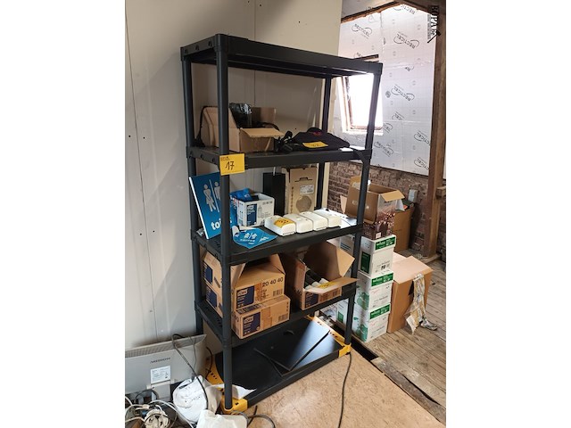 Lot 17 - pvc rek grosfillex - afbeelding 1 van  2