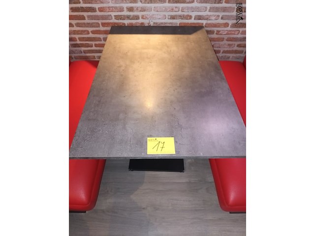 Lot 17 - rechthoekige tafel op voet. 2 stuks - afbeelding 4 van  4