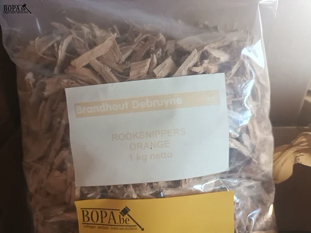 Lot 17 - rookhout snippers orange 1 kg. 19 stuks - afbeelding 2 van  3