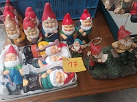 Lot 17 - tuinkabouters. 14 stuks