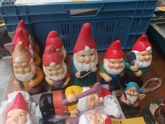 Lot 17 - tuinkabouters. 14 stuks - afbeelding 4 van  4