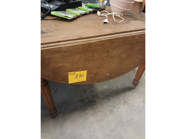 Lot 170 - antieke tafel - afbeelding 3 van  4
