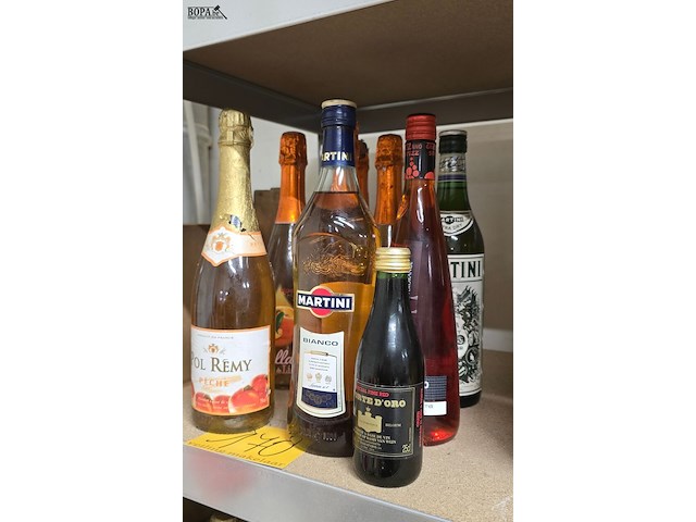 Lot 170 - aperitieven 9 stuks - afbeelding 1 van  6
