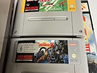 Lot 170 - lot nintendo console/spellen/boeken - afbeelding 2 van  3