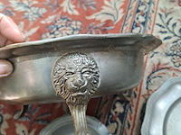 Lot 170 - lot tinnen schaaltjes - afbeelding 2 van  3