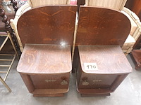 Lot 170 - nachtkastjes. 2 stuks - afbeelding 1 van  4