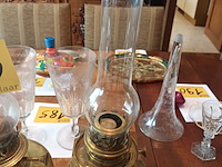 Lot 170 - olielampen in koper. 4 stuks - afbeelding 4 van  4